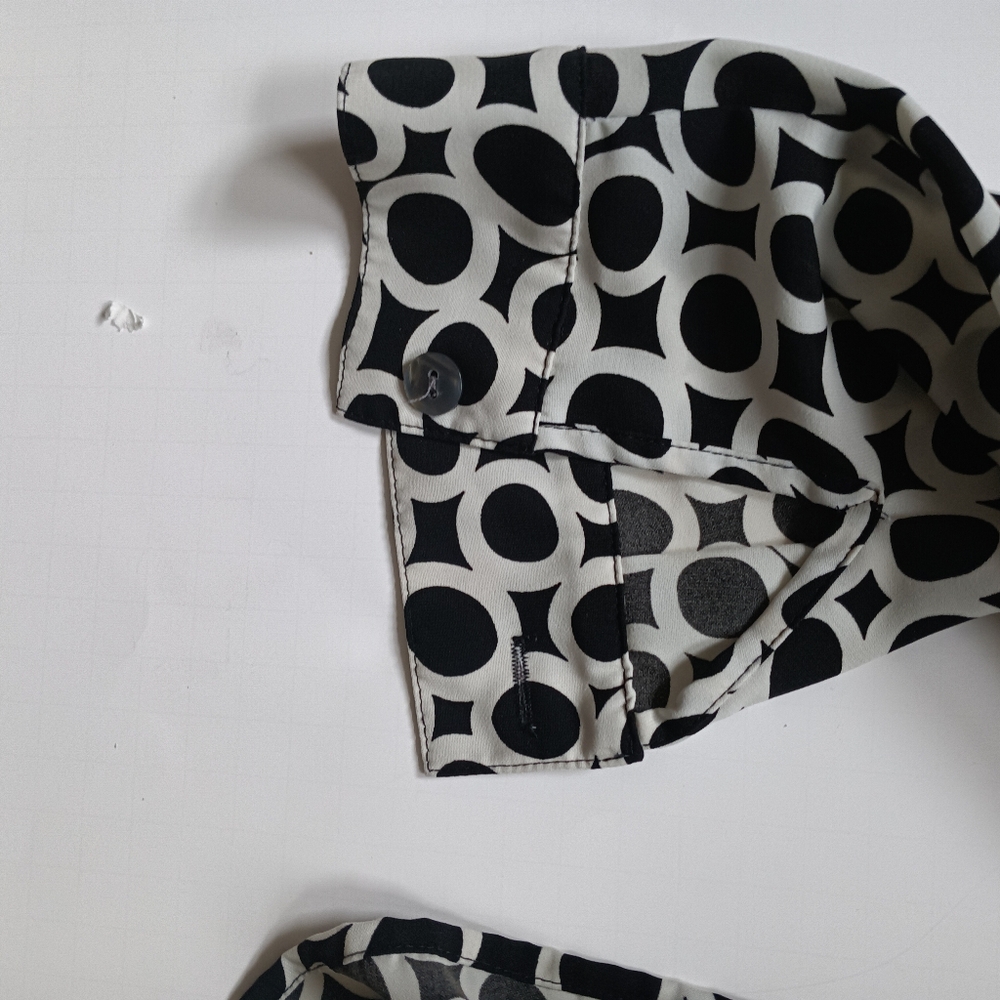 Naomi button down Blouse